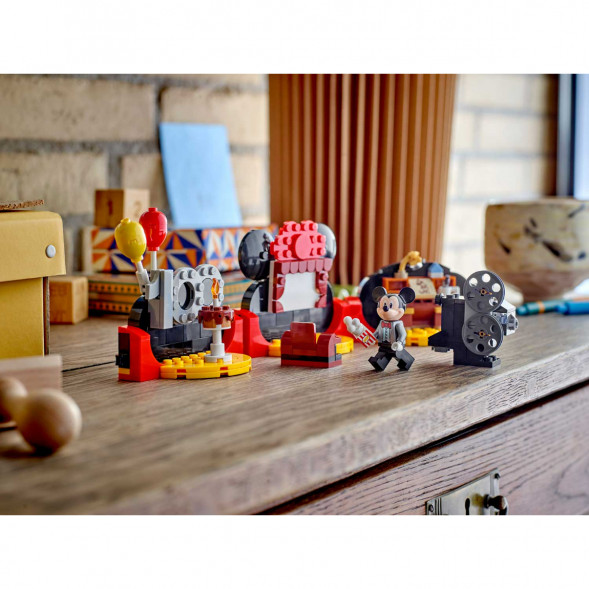 Конструктор LEGO Disney 40600 Празднование 100-летия Дисней в Мурманске