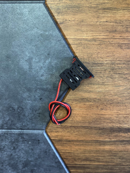 Блок зарядки USB-C 65W для BMW E36 в Мурманске