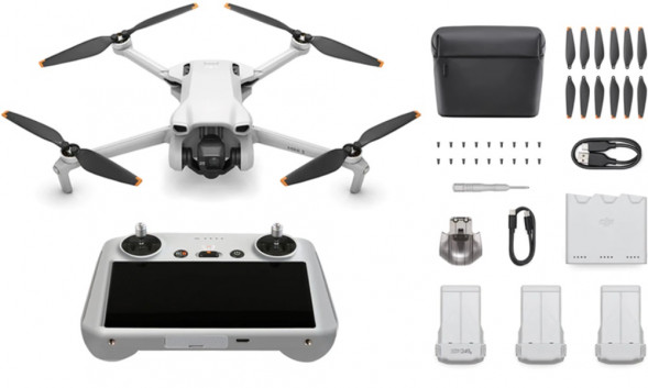 Квадрокоптер DJI Mini 3 Fly More Combo Plus (DJI RC) в Мурманске