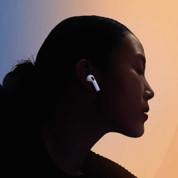 Наушники Apple AirPods 4 (с шумоподавлением) в Мурманске