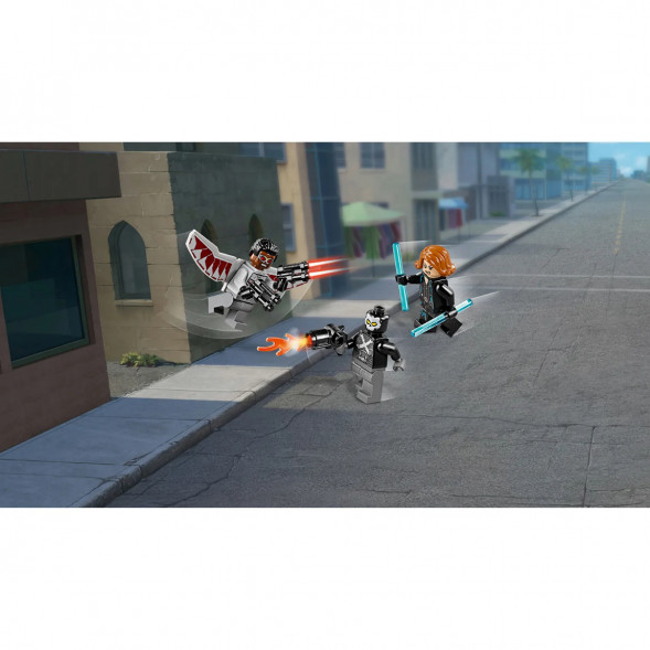 Конструктор LEGO Super Heroes 76050 Опасное ограбление в Мурманске