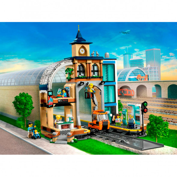 Конструктор LEGO City 60469 Центральный железнодорожный вокзал в Мурманске